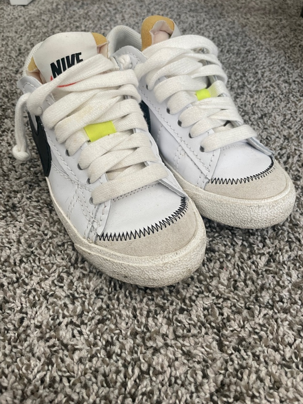 Nike Women’s Athletic Blazer White Sneakers with Black Swoosh Vintage